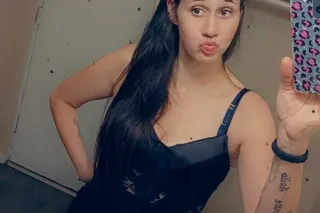 Ruby with the best coochie 😻 PLZ READ AD!! - Image 1